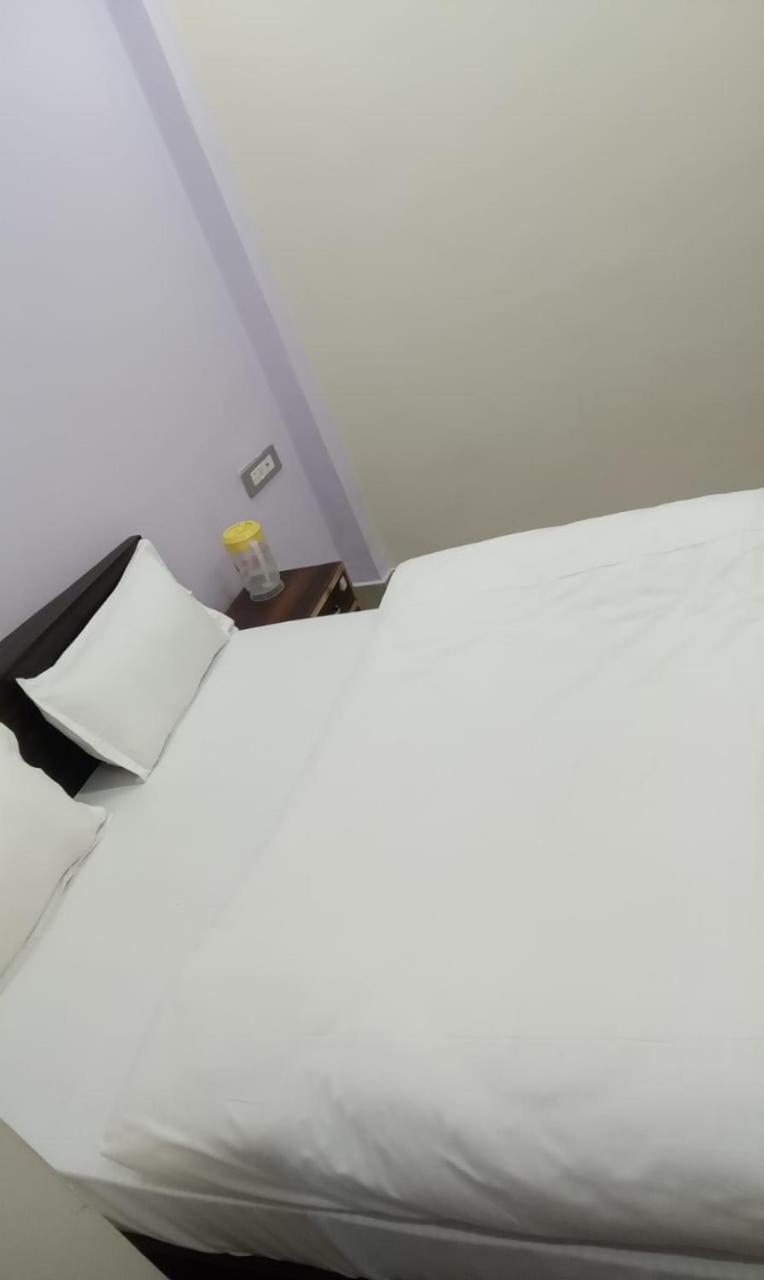 Dixit Residency Hotel Vrindavan Exterior photo