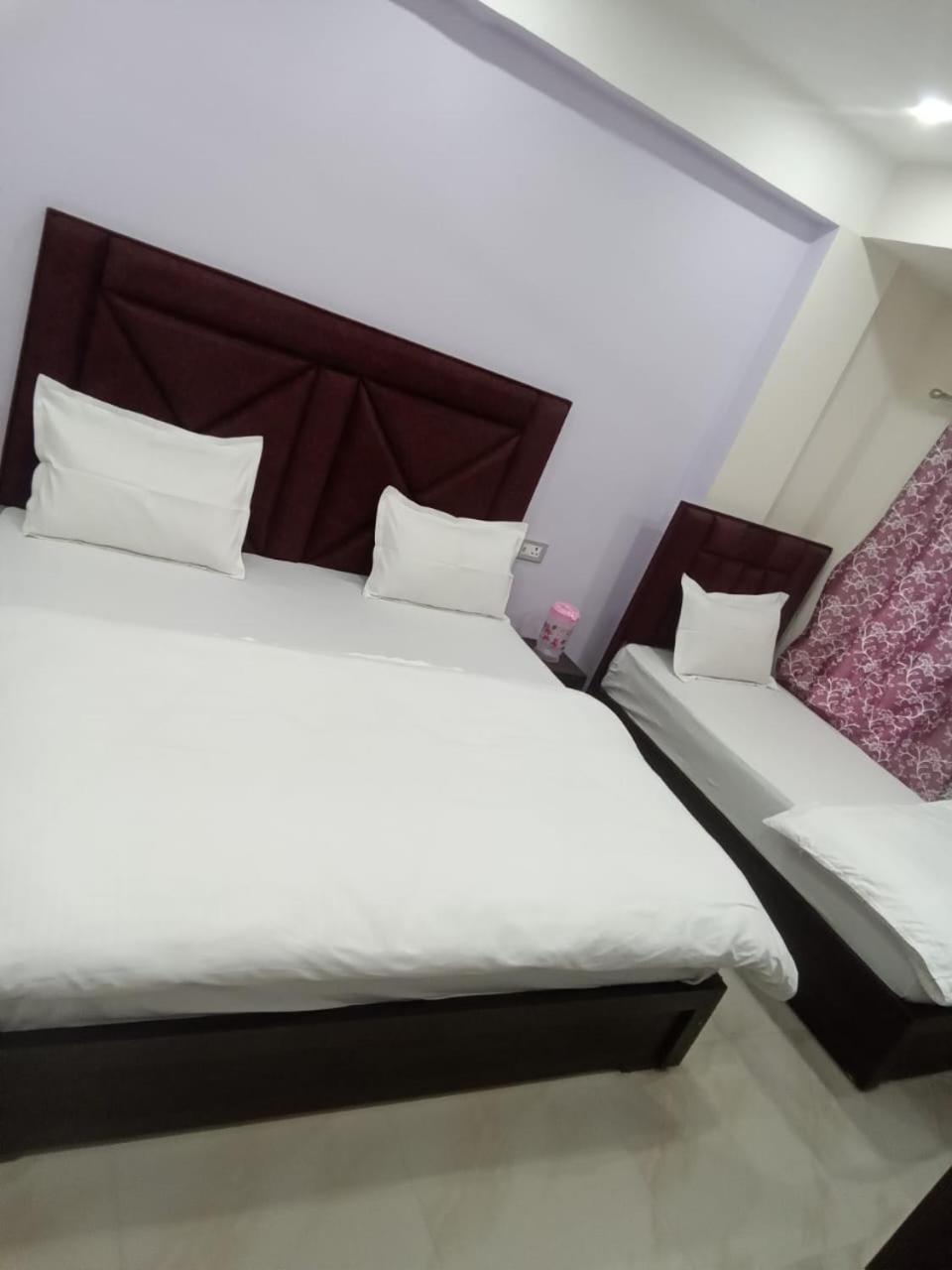 Dixit Residency Hotel Vrindavan Exterior photo