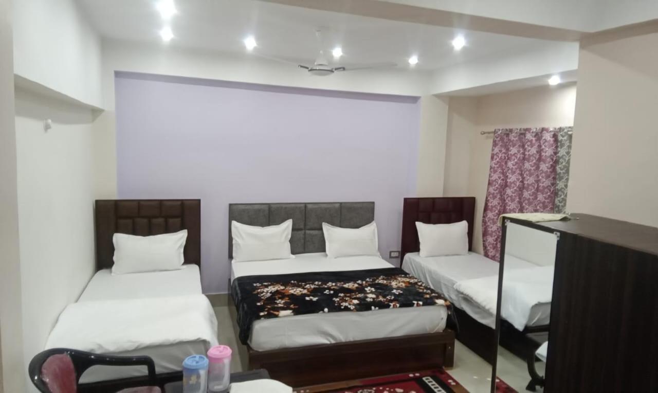 Dixit Residency Hotel Vrindavan Exterior photo